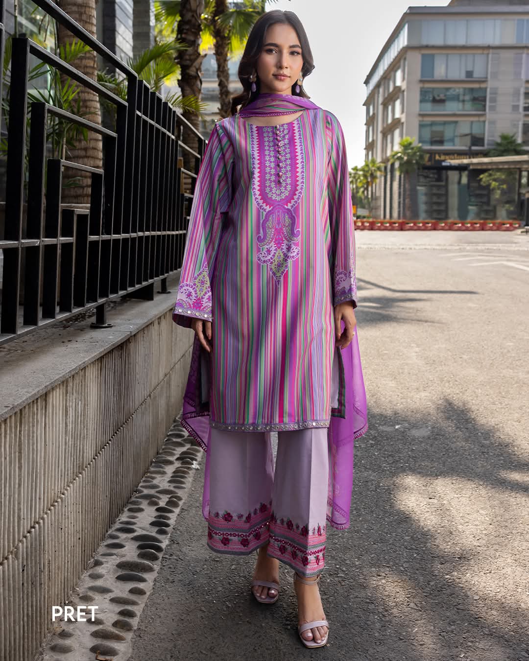 Silk Finish Lawn