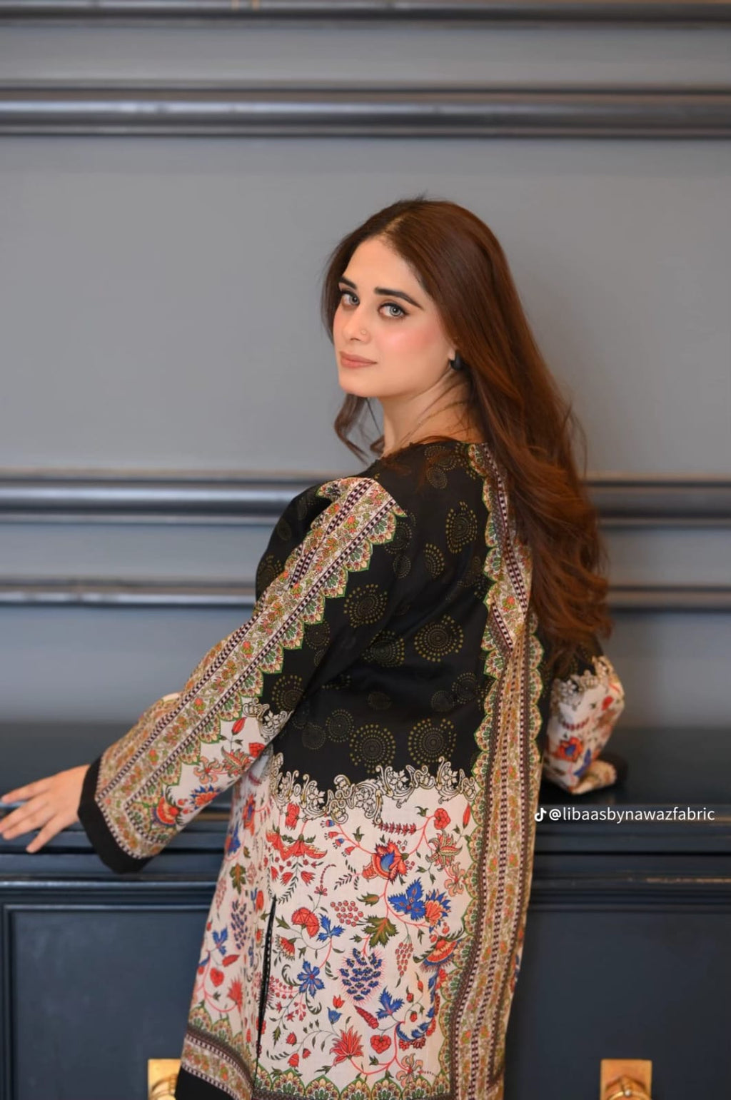 Silk Finish Lawn