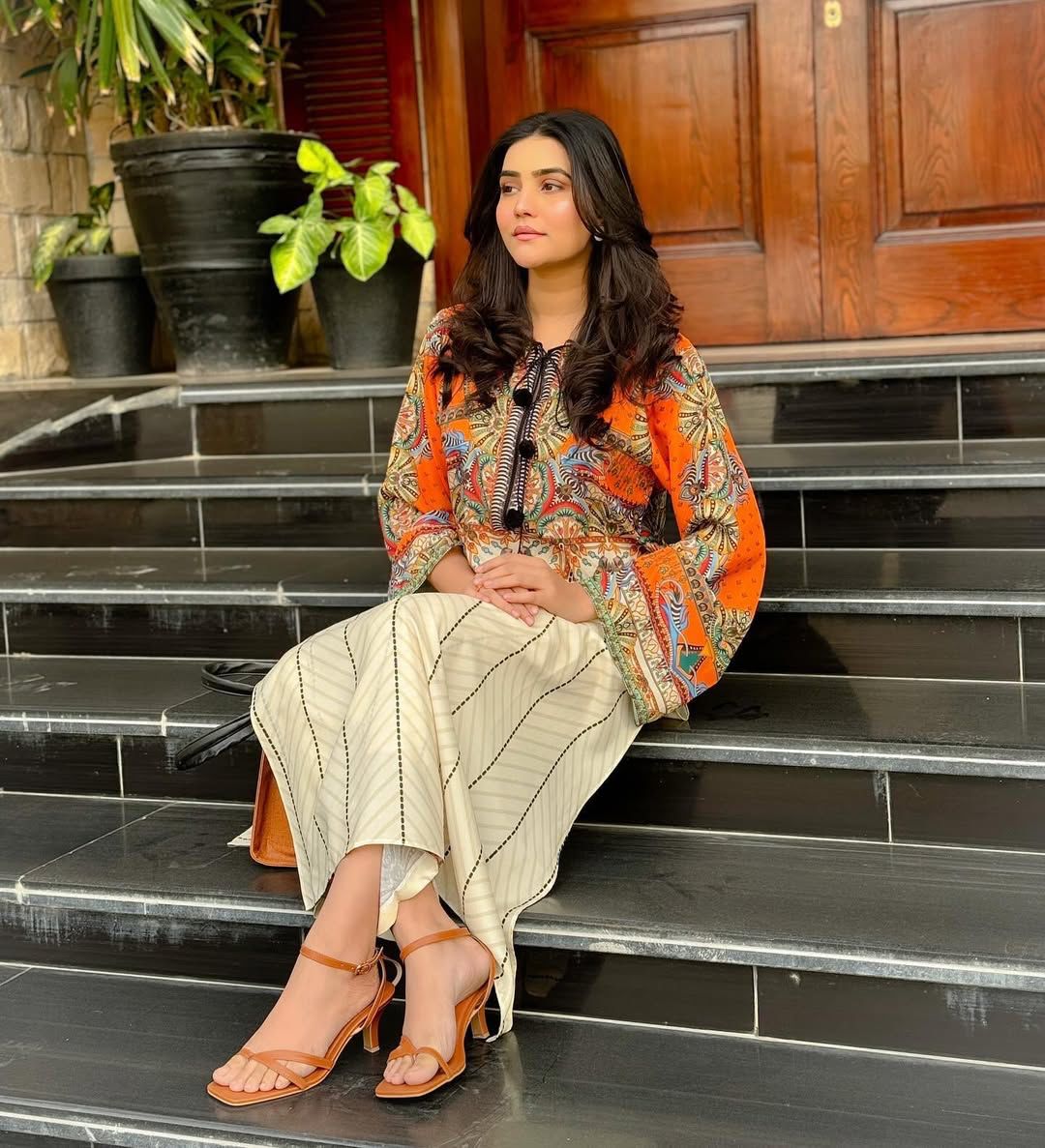 Silk Finish Lawn